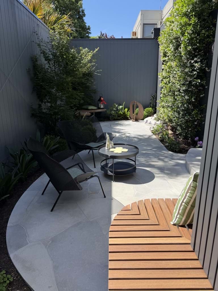 Limestone crazy paving