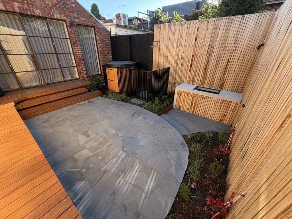 Random bluestone paving & Insitu polished concrete bench top